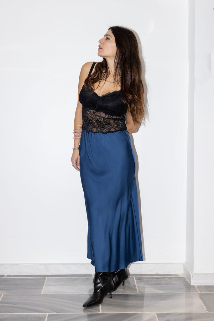 THE MIDNIGHT BLUE SKIRT