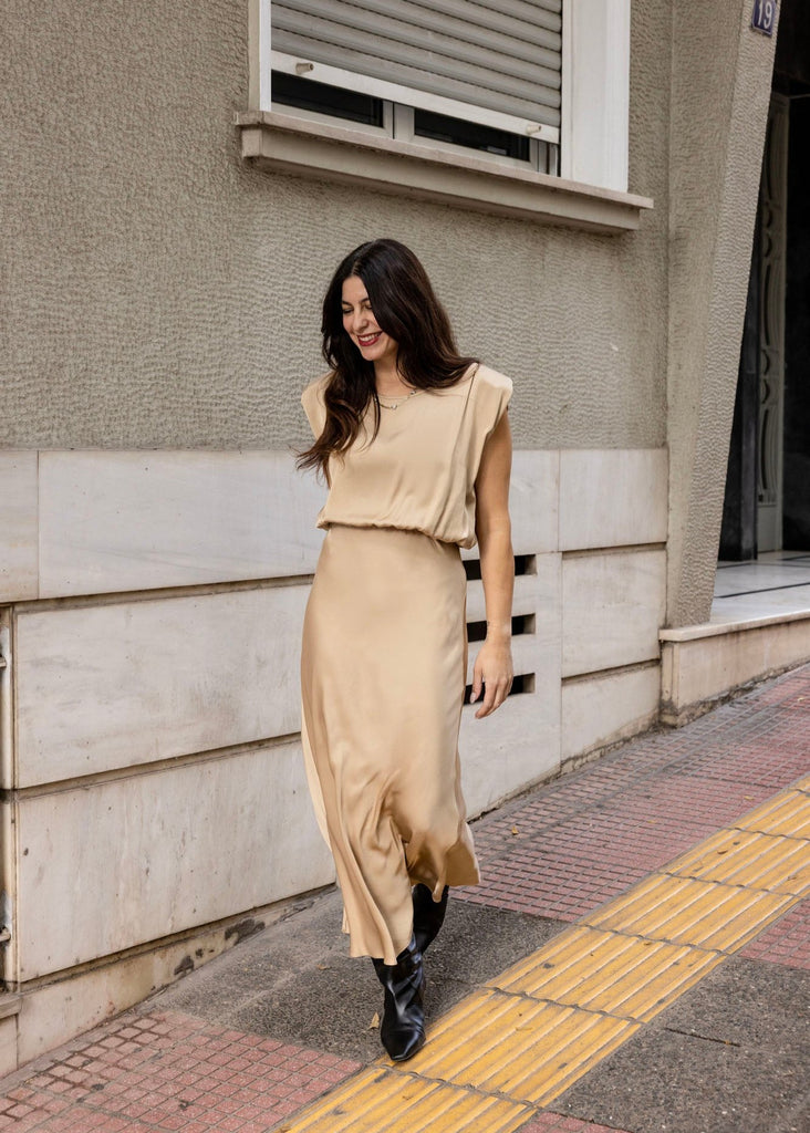 THE GOLDEN BEIGE SKIRT