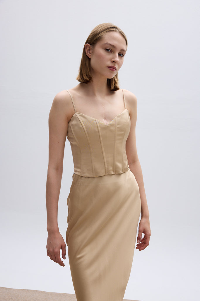 THE GOLDEN BEIGE SKIRT